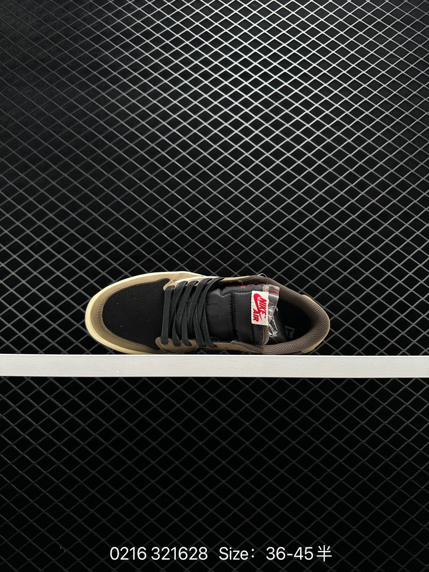 Travis Scott x Air Jordan 1 Low